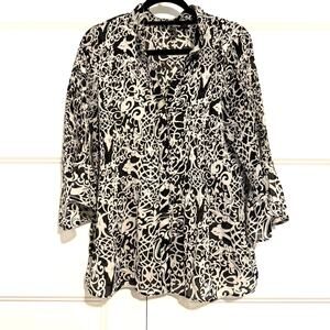 Y2k Serenade black and white button down blouse